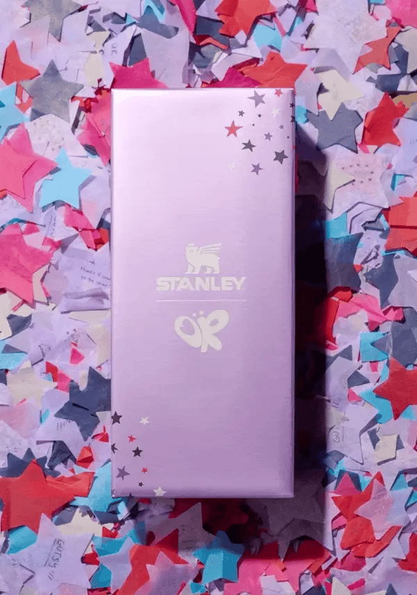 Stanley x Olivia Rodrigo Quencher H2.O FlowState™ Tumbler | 40 OZ